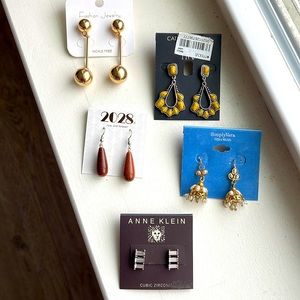 Adorable Bundle of 5 pairs of Beautiful & unique earrings / New pieces